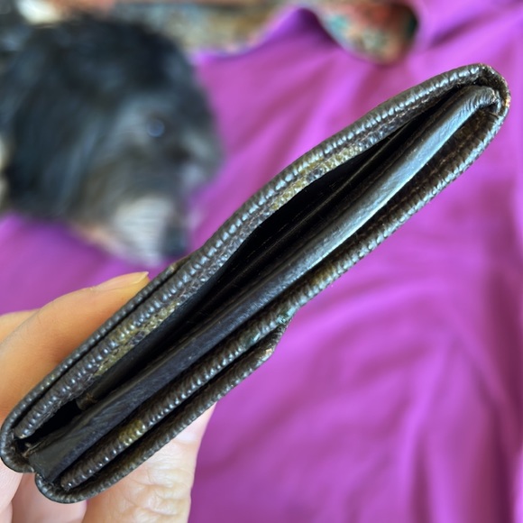 LV Monogram Mens Wallet - Picture 3 of 9